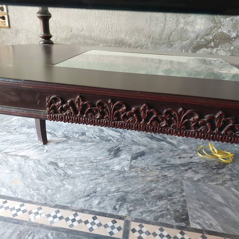 Dining Table 0