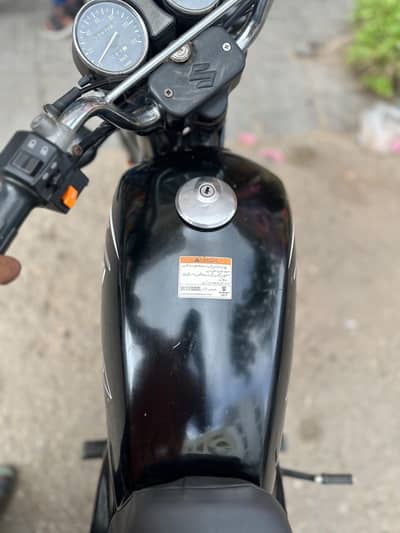 Suzuki gs150 2016