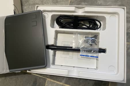 Huion H430P Graphing Tablet for teachers, artists, photo/video editors