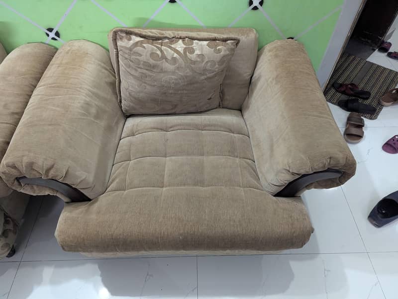 Sofa Set 6 Seater 2