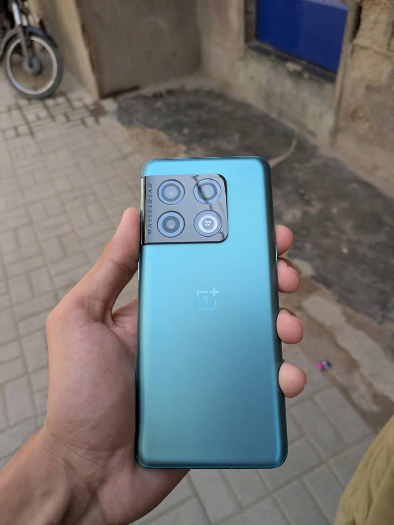 One Plus 10 Pro 0
