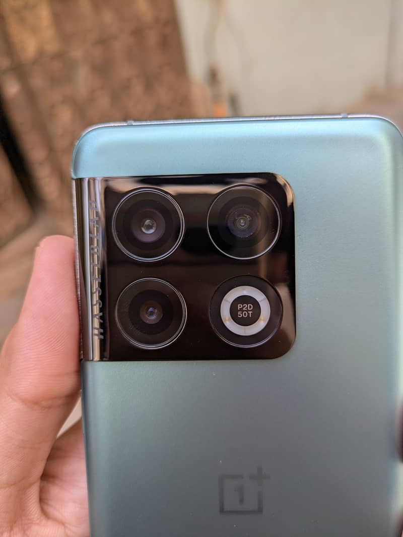One Plus 10 Pro 3