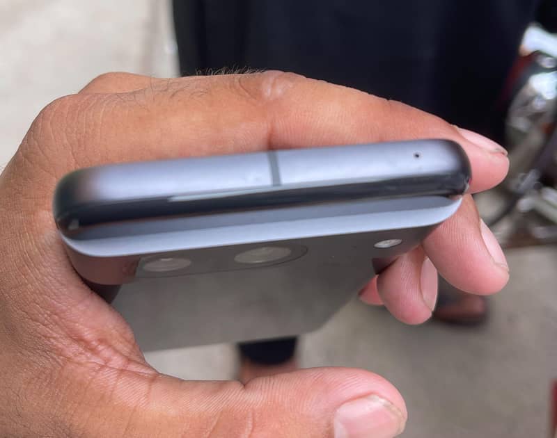 Google Pixel 8 2