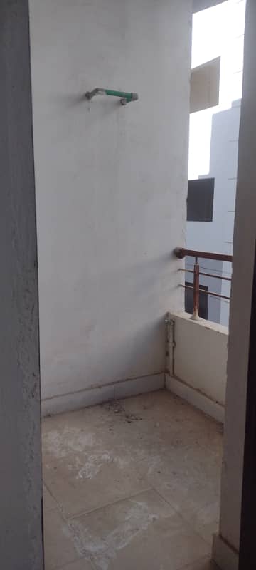 New studio apartment 3rd floor for sale
