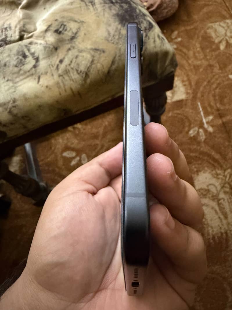 Apple iPhone 15 plus 1