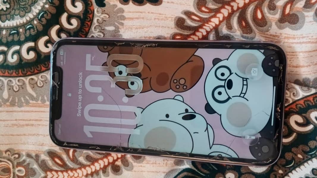 Apple iPhone 11 3