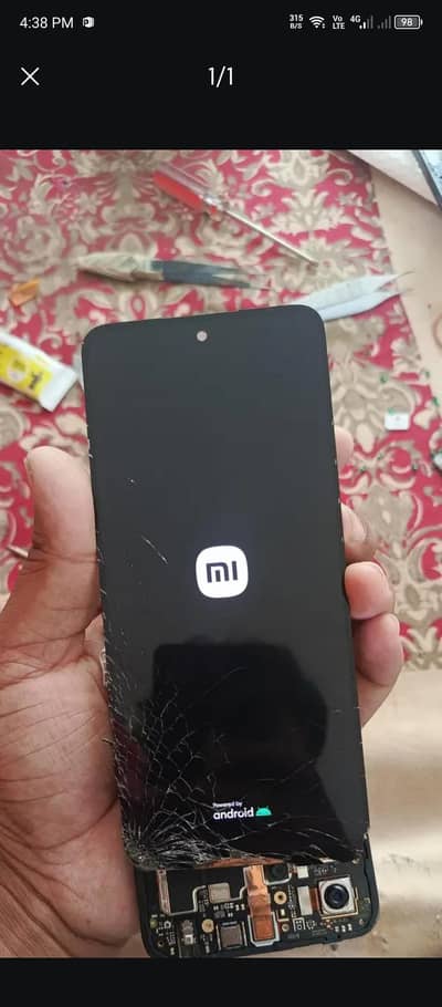 redmi mi 12. oroginal  screen pull out just glass break hh.