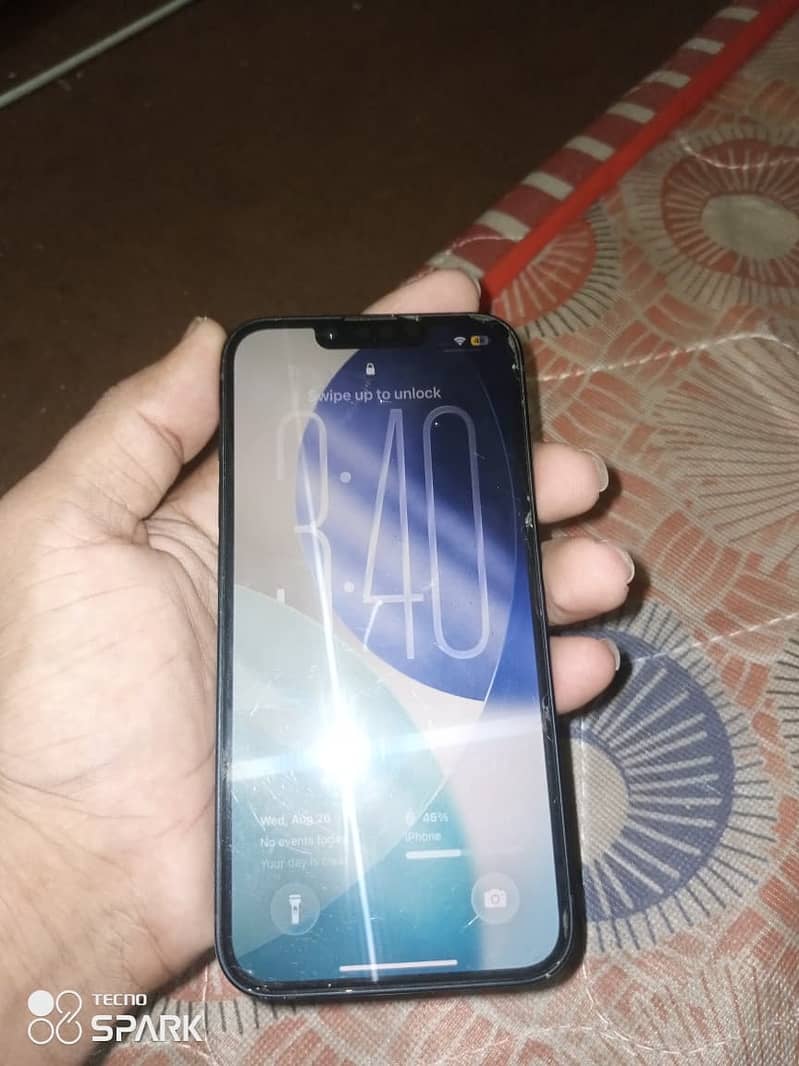 Apple iPhone 14 4