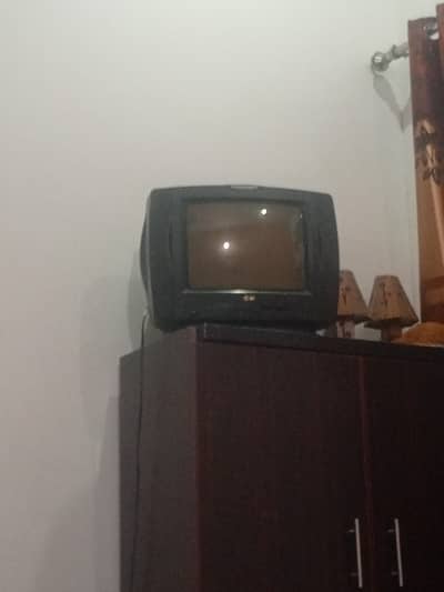 lg tv 14 inch total genuine with sound system stereo