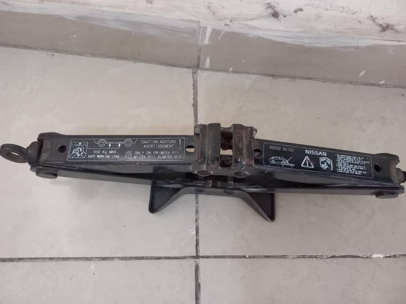 car jack 2