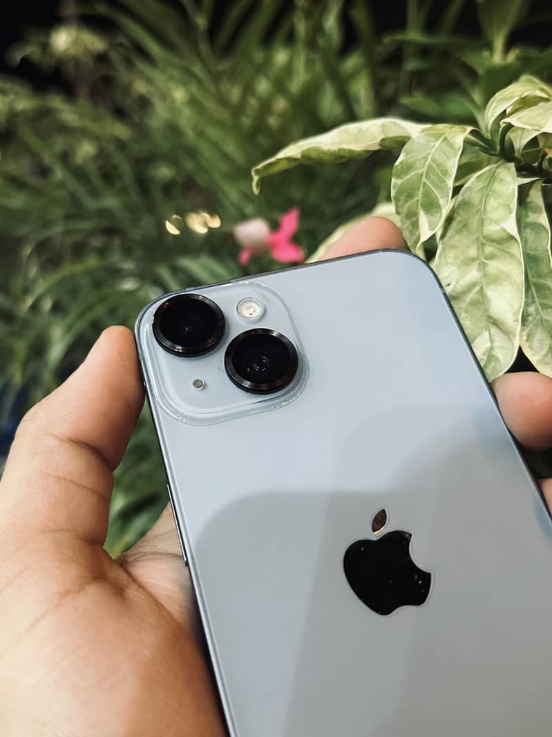 Apple iPhone 14 4