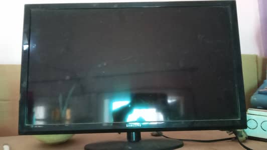 Samsung LED tv  or camera veiwer tv