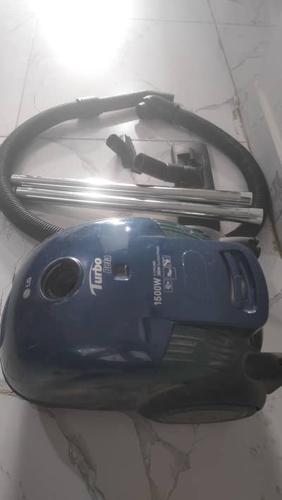 LG 1500watt Dry type Vacuum cleaner