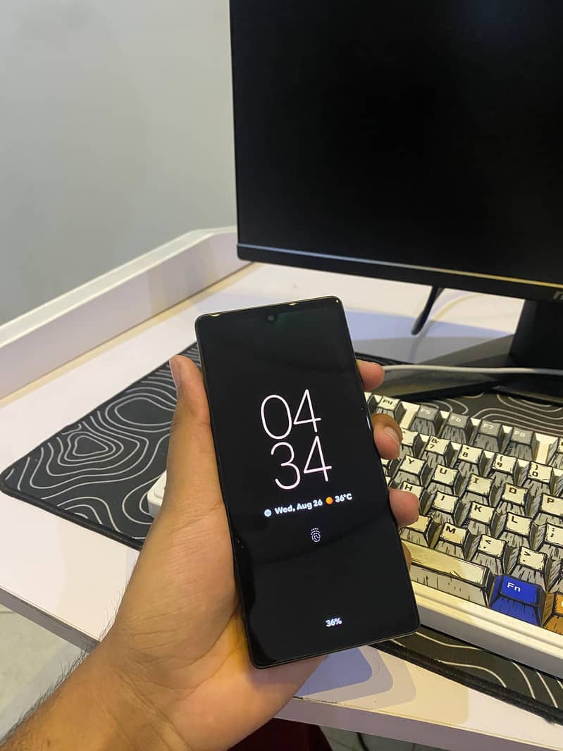 Google Pixel 6a 1