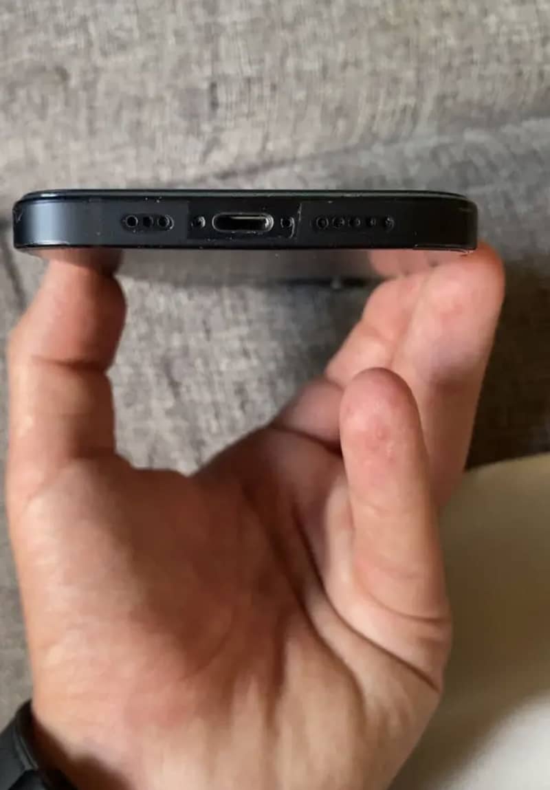Apple iPhone 12 5