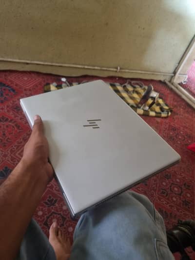 HP elitebook i5 8th gen touch 16/256 GB exchange possible