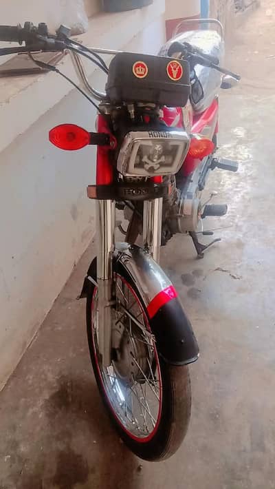 Honda CG 125 - 2016 Model - Punjab Registered