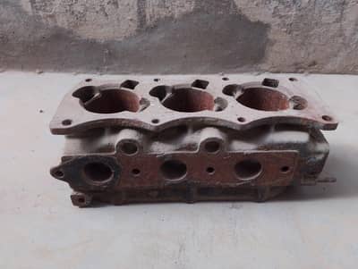 3 Cylinder Engine Head – Used / Original