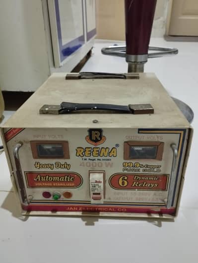 REENA Heavy Duty Automatic Voltage Stabilizer – 4000W