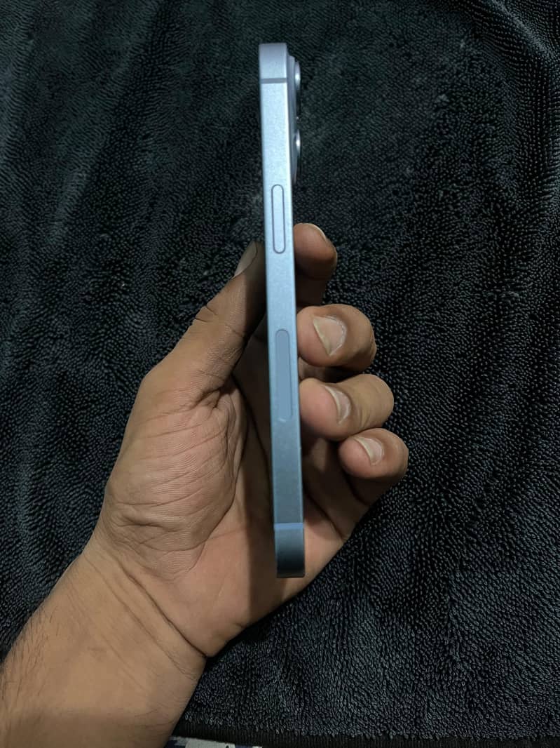 Apple iPhone 14 5