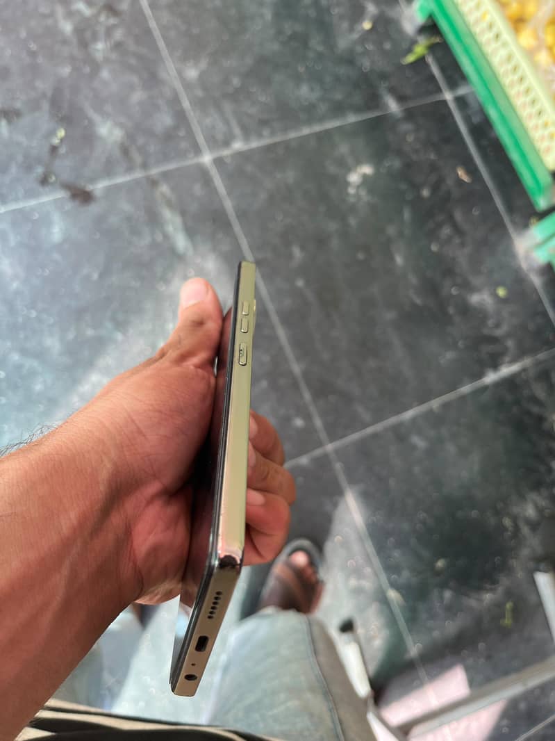 Tecno CAMON 30 1
