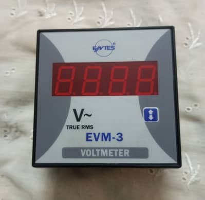 Digital Voltmeter