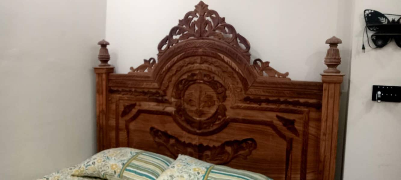bed without metress 1