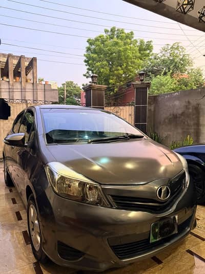 Toyota Vitz 2011