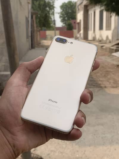 Iphone 7 plus 128 PTA