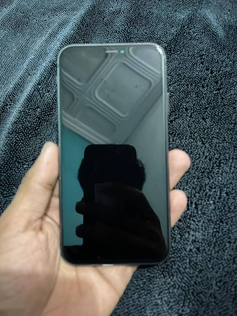 Apple iPhone 11 1