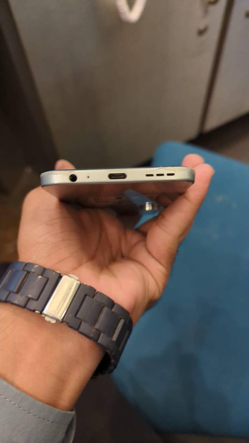 Tecno Spark 40Pro 2