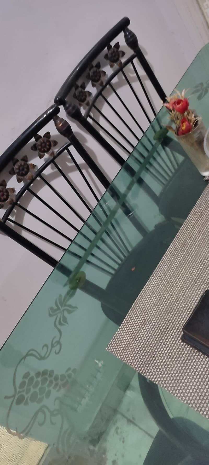 Dining table, LED reck table, and center table 5