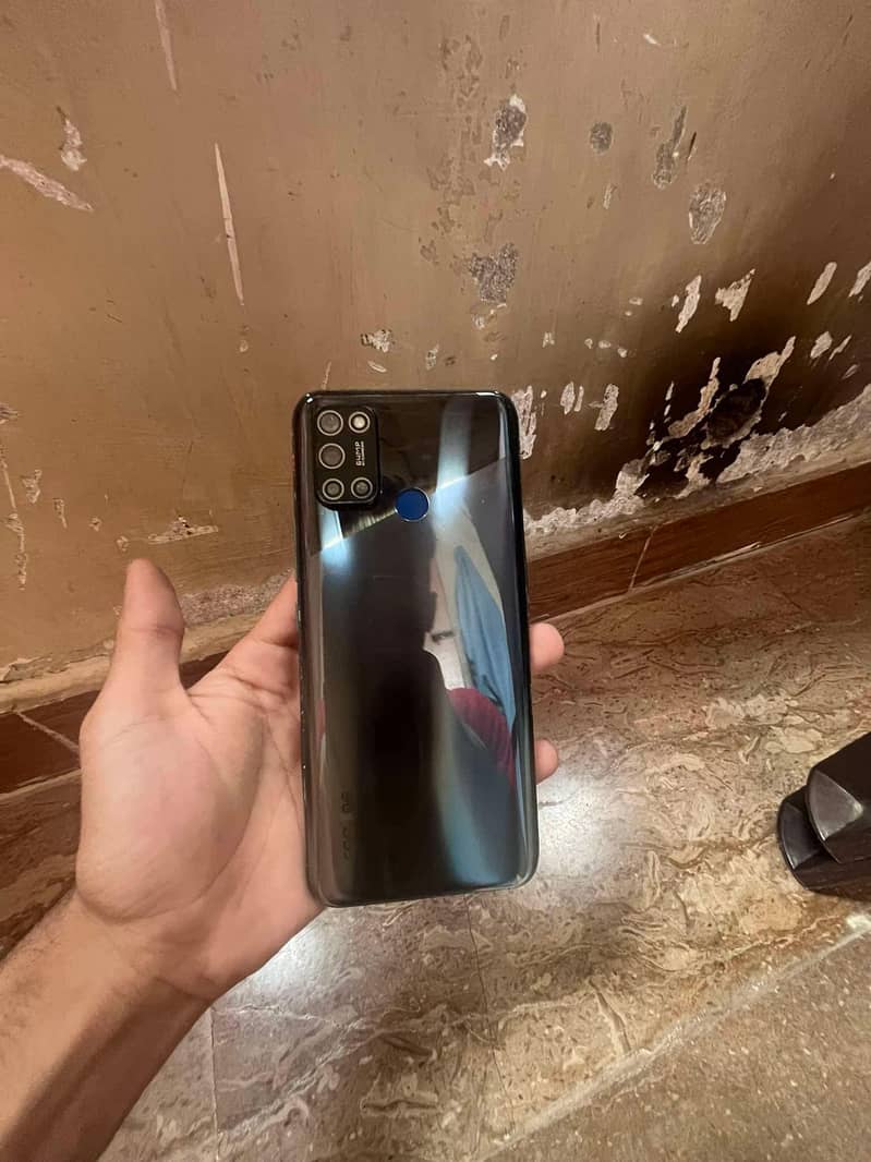 Realme C17 0