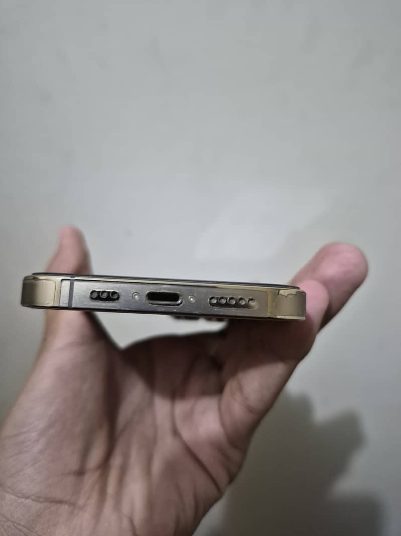 Apple iPhone 13 Pro 3