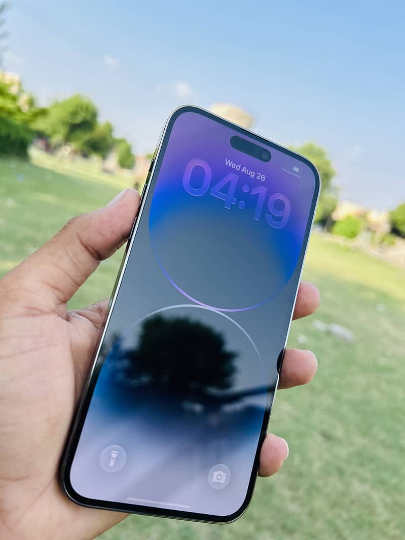 Apple iPhone 14 Pro Max 2