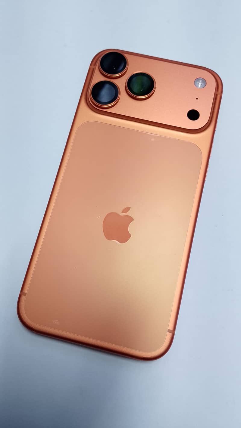 Apple iPhone 17 Pro Max 5