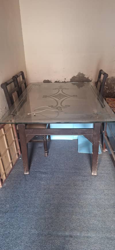 Dinning Table