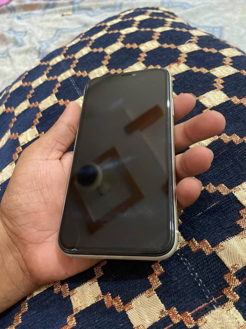 Apple iPhone 11 2