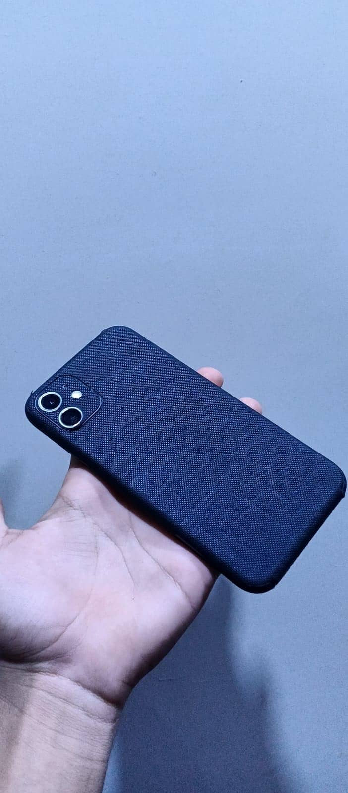Apple iPhone 11 4