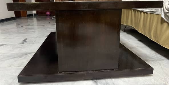 Centre Table (Semi Solid)