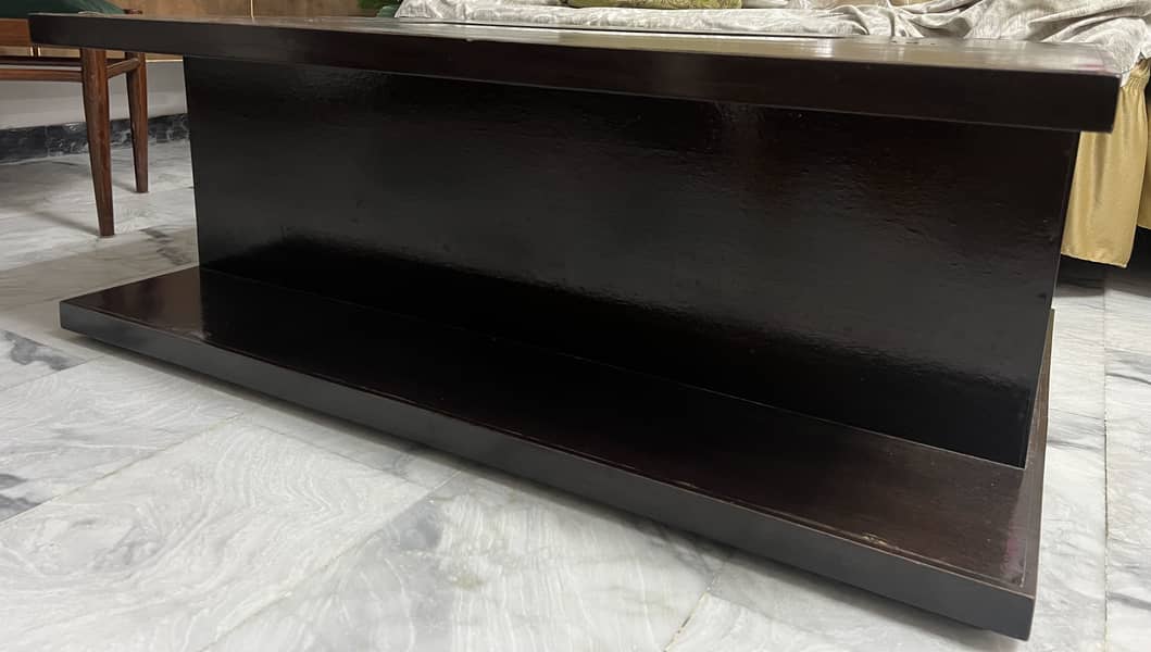 Centre Table (Semi Solid) 1