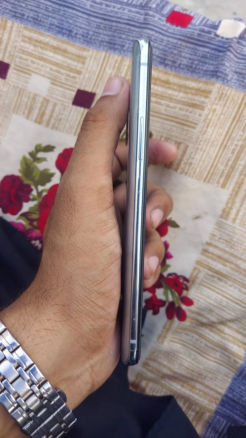 one plus 8t 2