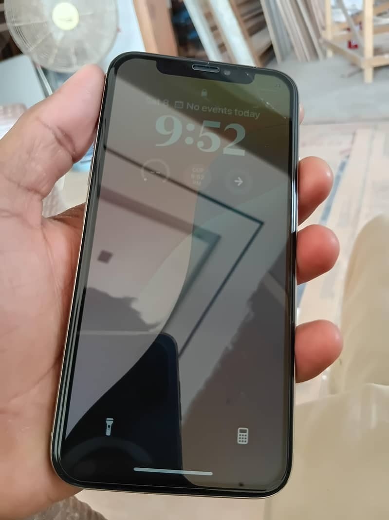 Apple iPhone X 0