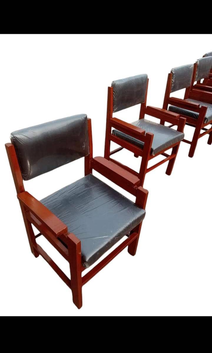 school chairs 4