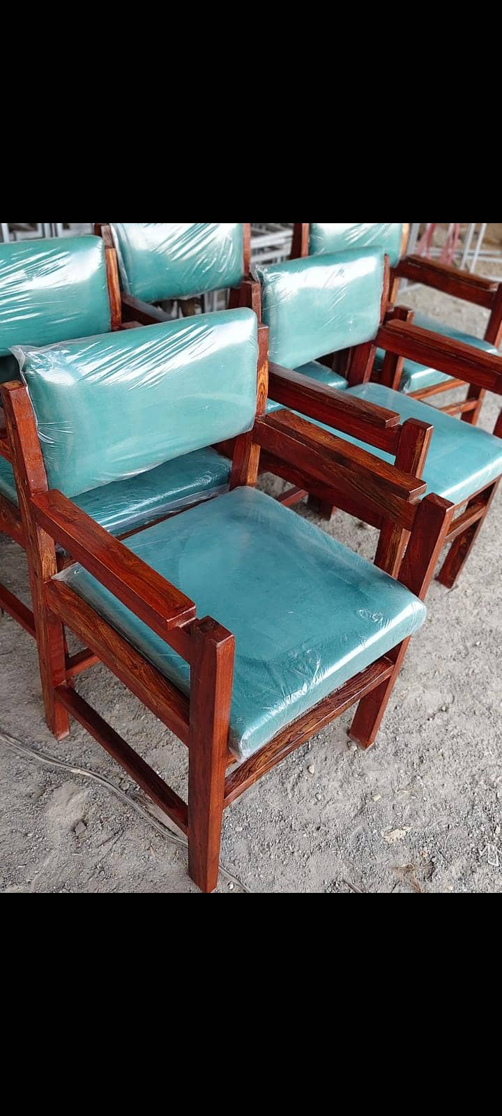 school chairs 12