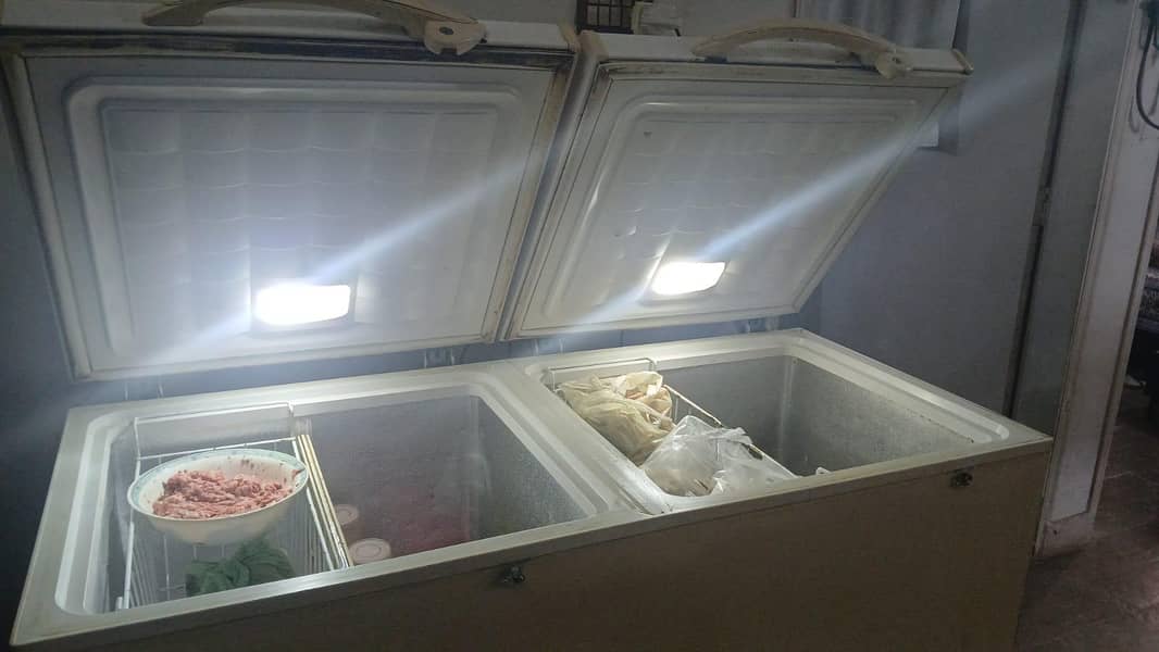 waves two door deep freezer 5