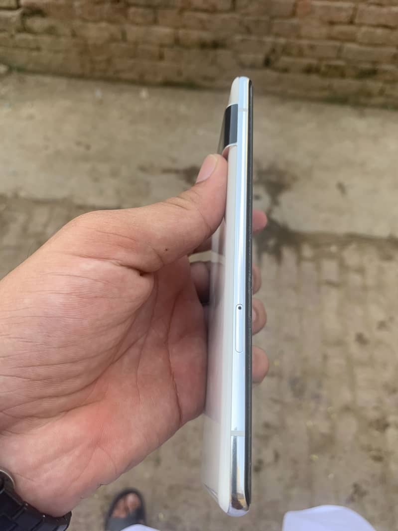 Google Pixel 6 Pro 2