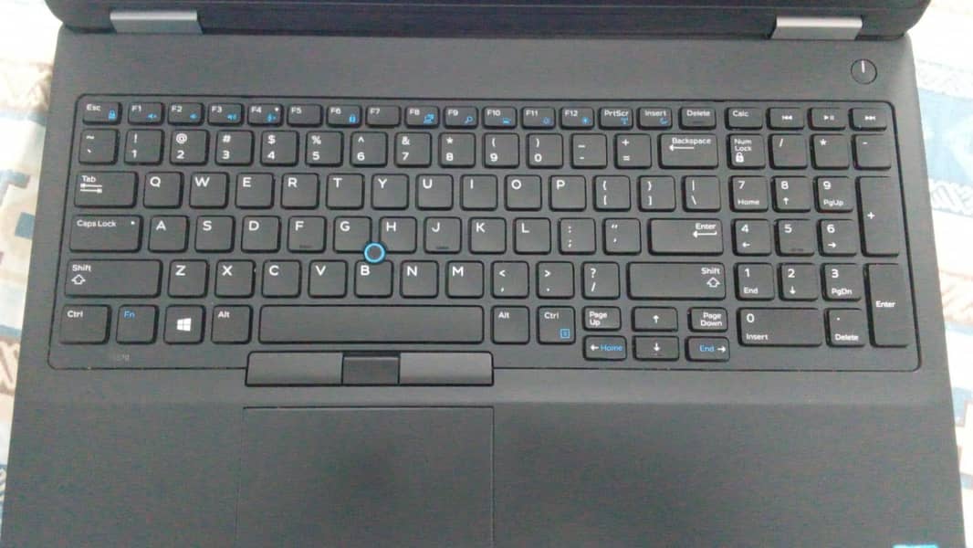 Dell Latitude E5570 5