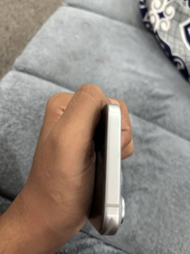 Apple iPhone 15 1