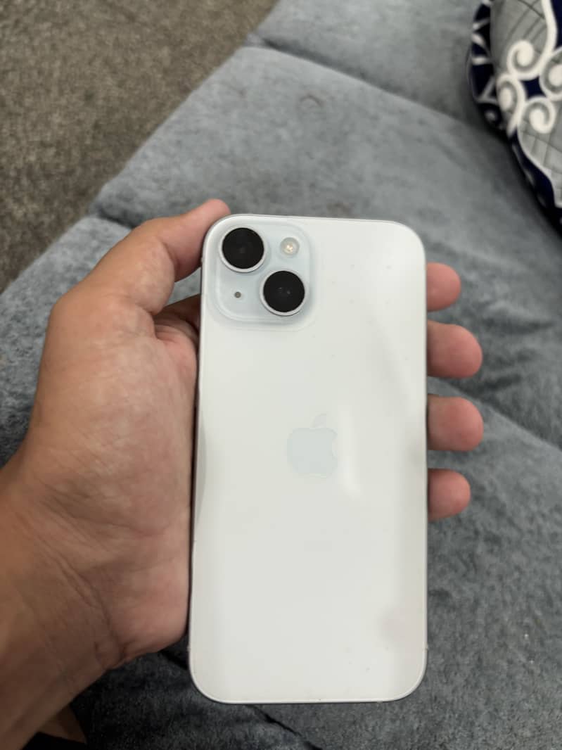Apple iPhone 15 3